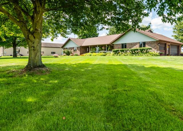 Property at 1370 N Park Rd, Coloma, MI 49038, 4 beds, 3 baths