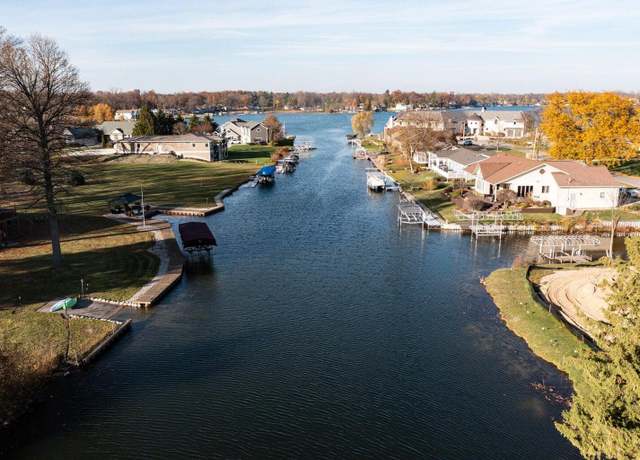 Property at 69050 Island Dr, Edwardsburg, MI 49112