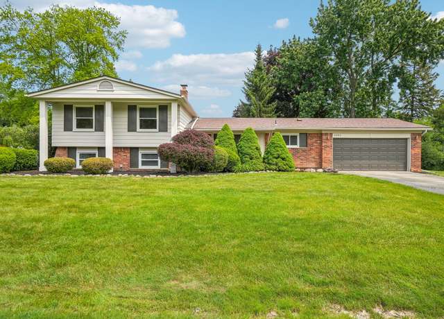 Property at 6883 Tamerlane Dr, West Bloomfield, MI 48322, 4 beds, 2.5 baths