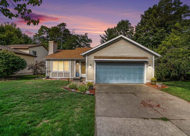 Property at 5957 S Parkway Ave SE, Kentwood, MI 49508, 3 beds, 2 baths