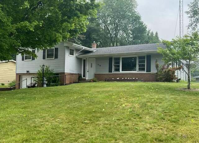Property at 518 Hill Rd, Marshall, MI 49068, 4 beds, 2 baths