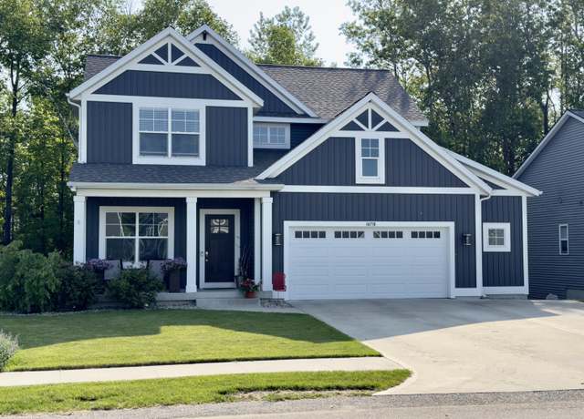 Property at 14716 Arcadia Woods Dr, Spring Lake, MI 49456, 4 beds, 2.5 baths