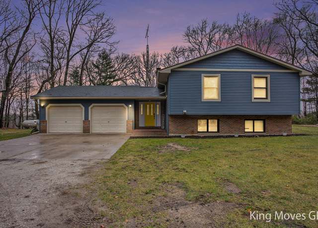 Property at 3001 82nd St, Newaygo, MI 49337, 4 beds, 2.5 baths