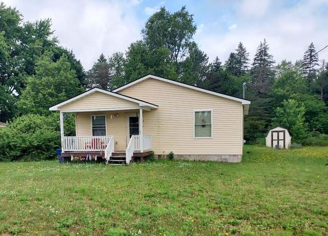 Property at 15142 Beecher St, Thompsonville, MI 49683, 3 beds, 1 bath