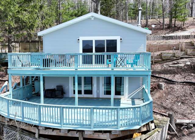 Property at 7075 N Poplar Rd, Free Soil, MI 49411, 4 beds, 2 baths