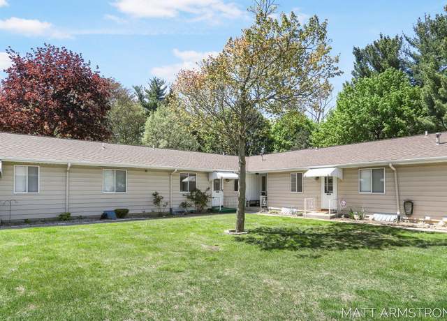 Property at 5803 Leisure South Dr SE, Kentwood, MI 49548, 2 beds, 1.5 baths