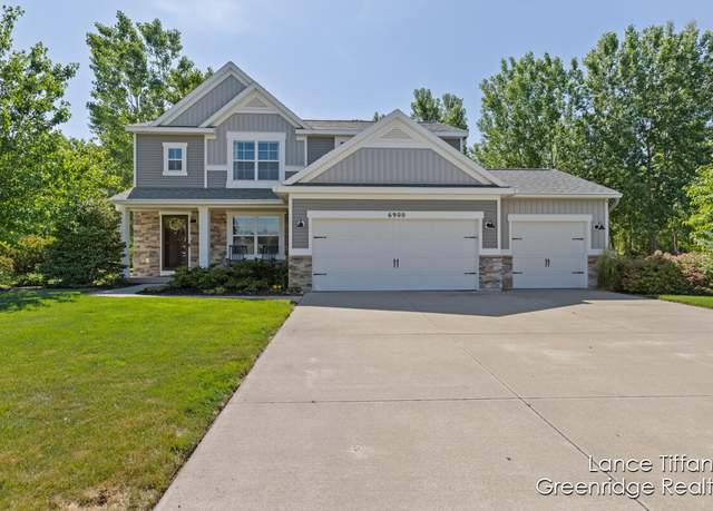 Property at 6900 Madrone Dr, Rockford, MI 49341, 5 beds, 3.5 baths