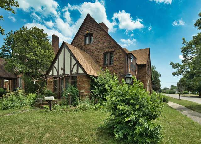 Property at 13145 Mackenzie St, Detroit, MI 48228, 3 beds, 2.5 baths
