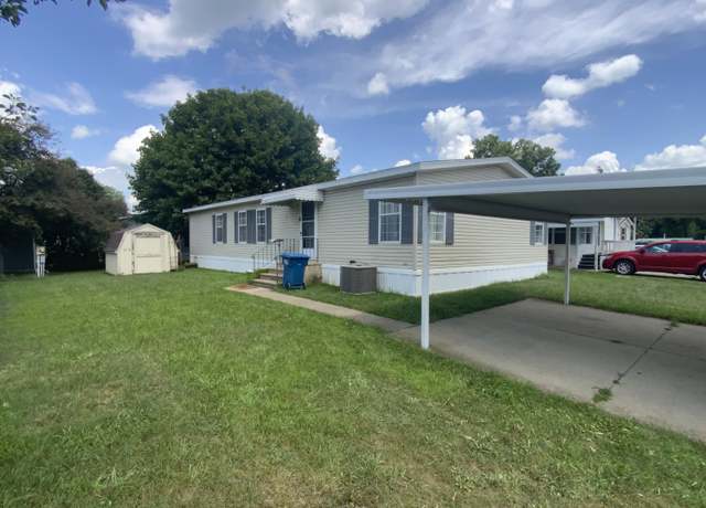 Property at 3296 Greystone St, Jackson, MI 49201, 3 beds, 2 baths