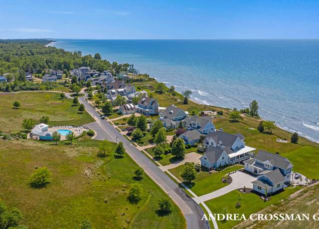 Property at 665 Lantern Watch Dr #28, South Haven, MI 49090