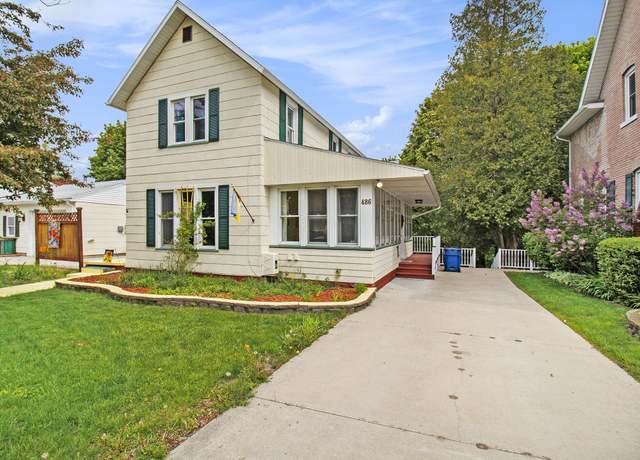 Property at 488 4th St, Manistee, MI 49660, 6 beds, 2 baths
