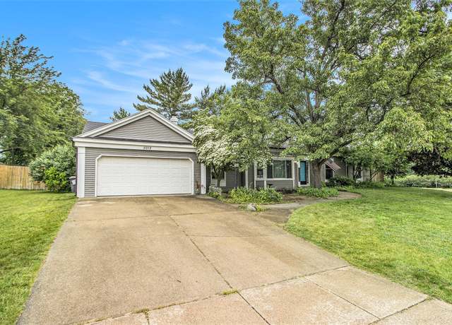 Property at 5012 Windyridge Dr, Portage, MI 49002, 3 beds, 2.5 baths
