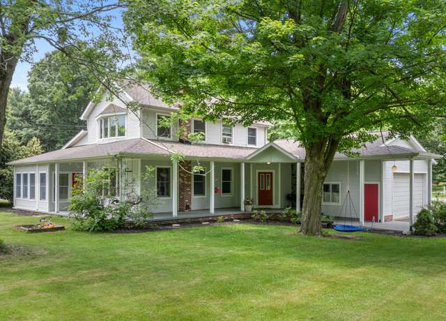 Property at 9719 King Rd, Spring Arbor, MI 49283, 3 beds, 2.5 baths