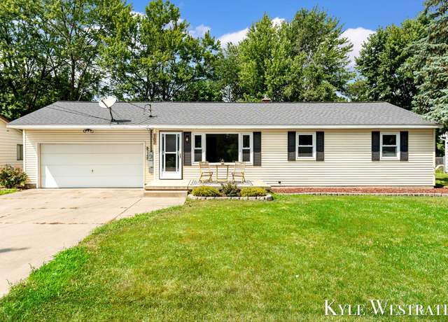 Property at 107 Gaines St SE, Grand Rapids, MI 49548, 3 beds, 1 bath