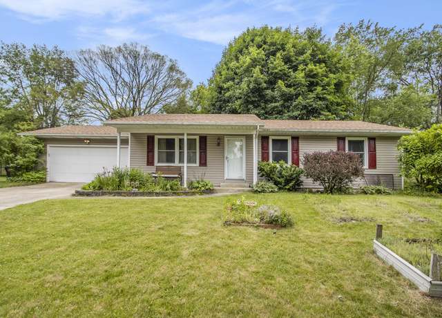 Property at 4525 Briarhill Dr, Portage, MI 49024, 4 beds, 2 baths