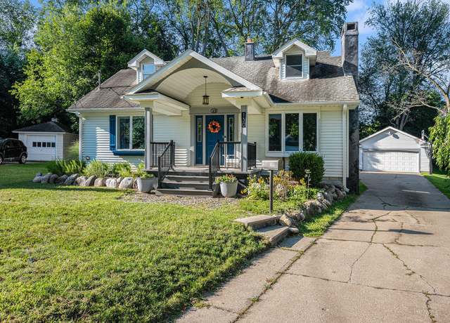Property at 130 E Glenguile Ave, Parchment, MI 49004, 5 beds, 3 baths