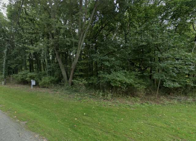 Property at 174 St Peters Dr #1, Douglas, MI 49406