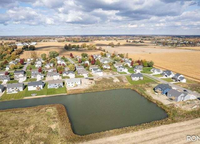 Property at 9441 Fields Dr, Zeeland, MI 49464