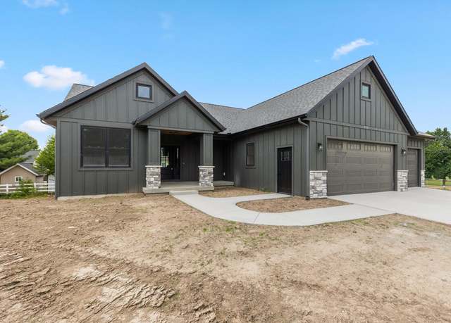 Property at 5641 Courtney Lynn Ct, Wyoming, MI 49418, 4 beds, 3 baths