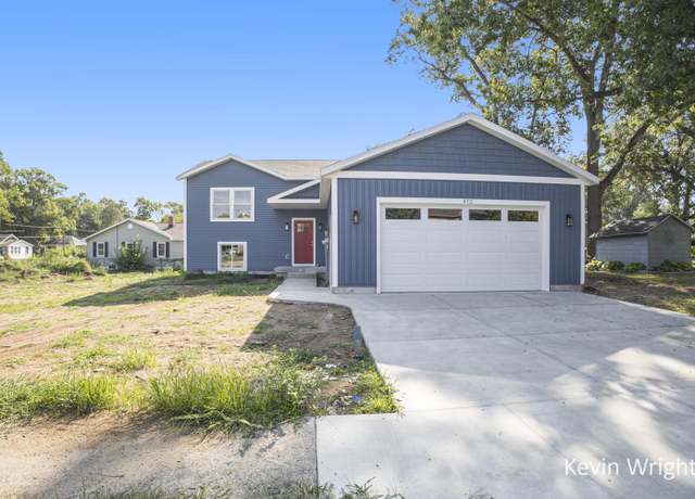 Property at 572 Agnes St, Muskegon, MI 49442, 3 beds, 3 baths