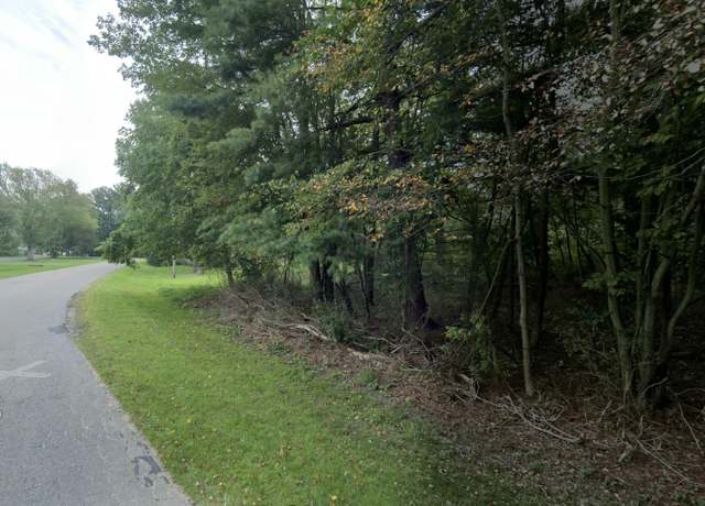 Property at 158 St Peters Dr #3, Douglas, MI 49406