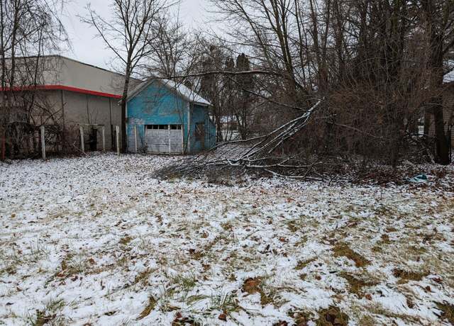 Property at 139 W Prospect St, Jackson, MI 49203