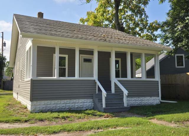 Property at 200 Pollard Ave, Benton Harbor, MI 49022, 3 beds, 1 bath