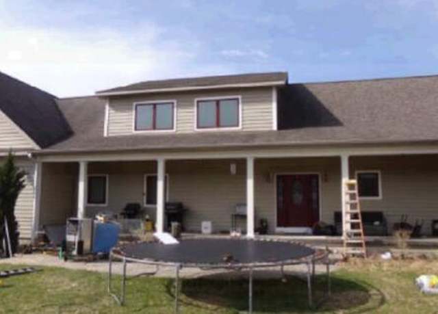 Property at 3595 W Fisher Rd, Ludington, MI 49431, 4 beds, 4.5 baths
