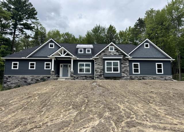 Property at 9931 White Tail Dr, Saline, MI 48176, 3 beds, 2.5 baths