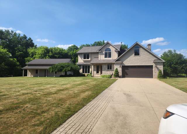 Property at 6185 Willow Run Dr, Battle Creek, MI 49014, 4 beds, 3 baths