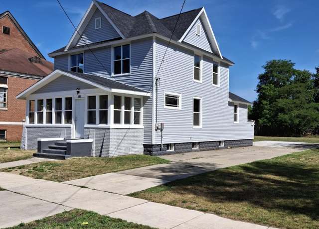 Property at 432 Amity Ave, Muskegon, MI 49442, 4 beds, 2 baths
