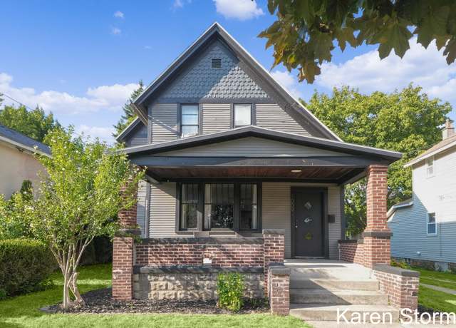 Property at 1009 Second St NW, Grand Rapids, MI 49504, 4 beds, 2 baths