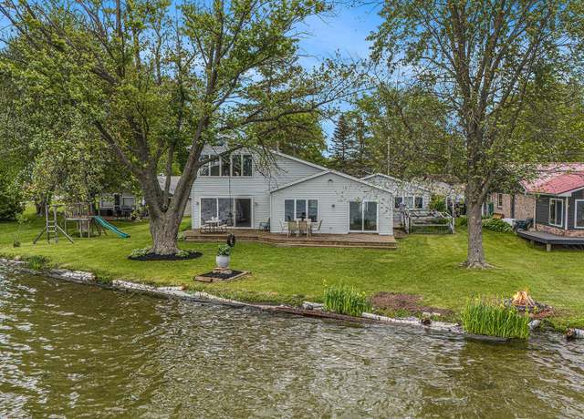 Property at 8928 Ellis St SE, Alto, MI 49302, 4 beds, 2.5 baths