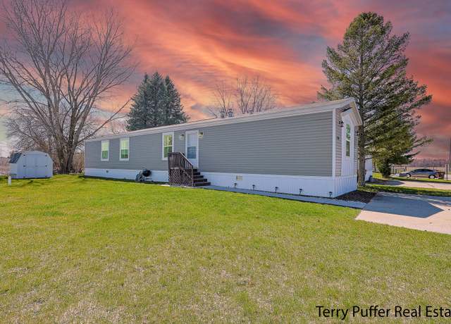 Property at 1230 Beaver Dam Dr NE, Belmont, MI 49306, 3 beds, 2 baths