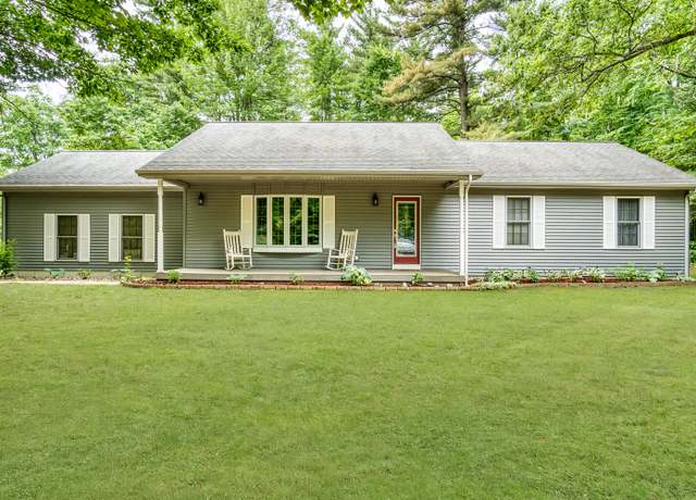 Property at 19085 Joslin Circle Cir, Big Rapids, MI 49307, 4 beds, 3 baths