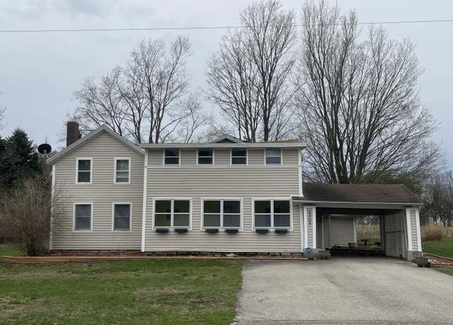 Property at 6308 E Becht Rd, Coloma, MI 49038, 4 beds, 2 baths