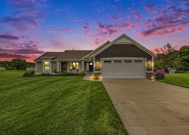 Property at 305 Raynes Dr, Caledonia, MI 49316, 4 beds, 3.5 baths