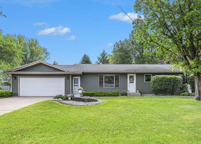 Property at 7234 Willard Ave SE, Grand Rapids, MI 49548, 4 beds, 2.5 baths