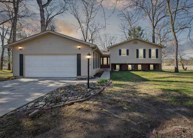 Property at 111 Blenheim Dr, Spring Arbor, MI 49283, 3 beds, 2.5 baths