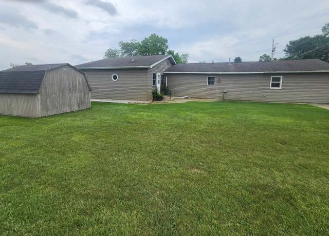 Property at 70165 Beach DR Dr, Edwardsburg, MI 49112, 4 beds, 2 baths