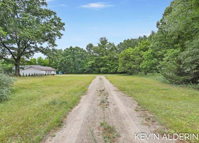 Property at 5395 Reveille Rd, Fennville, MI 49408
