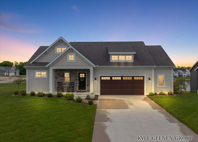 Property at 4745 W Lake Dr, Holland, MI 49423, 3 beds, 2.5 baths
