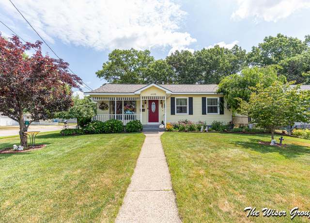 Property at 4208 Michael Ave SW, Wyoming, MI 49509, 3 beds, 1 bath