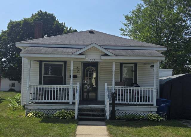 Property at 865 Farrar St, Cadillac, MI 49601, 2 beds, 1 bath