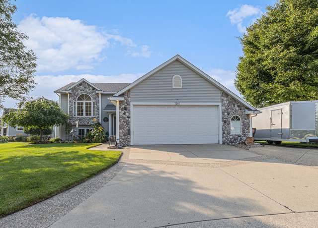 Property at 7091 Pine Oak Ln, Hudsonville, MI 49426, 4 beds, 3 baths