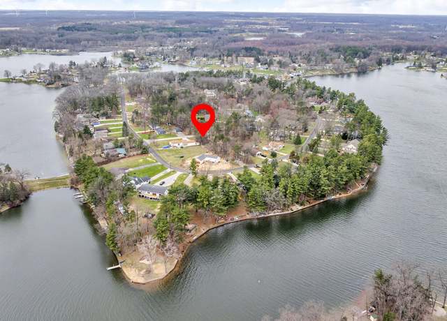 Property at 11416 Weatherwax Dr, Jerome, MI 49249