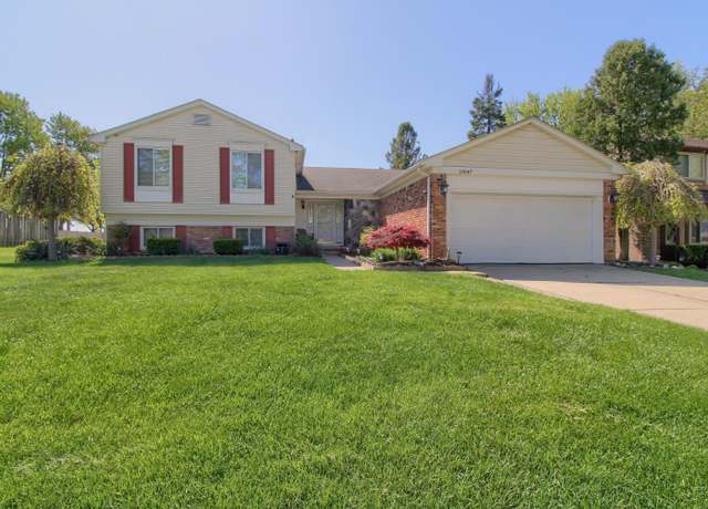 Property at 13947 Ashurst St St, Livonia, MI 48154, 3 beds, 2 baths