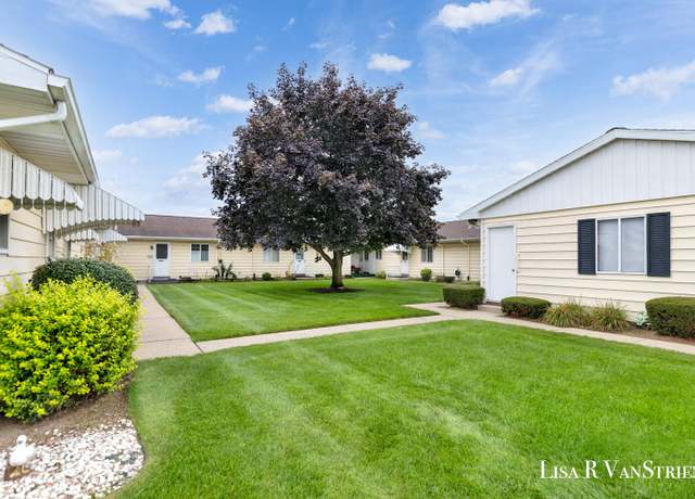 Property at 5922 Leisure South Dr SE, Grand Rapids, MI 49548, 2 beds, 2 baths