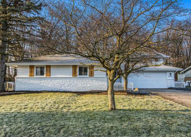 Property at 2010 Winters Dr, Portage, MI 49002, 5 beds, 3.5 baths