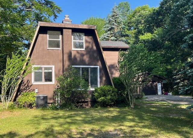 Property at 4037 N Jebavy Dr, Ludington, MI 49431, 3 beds, 2.5 baths
